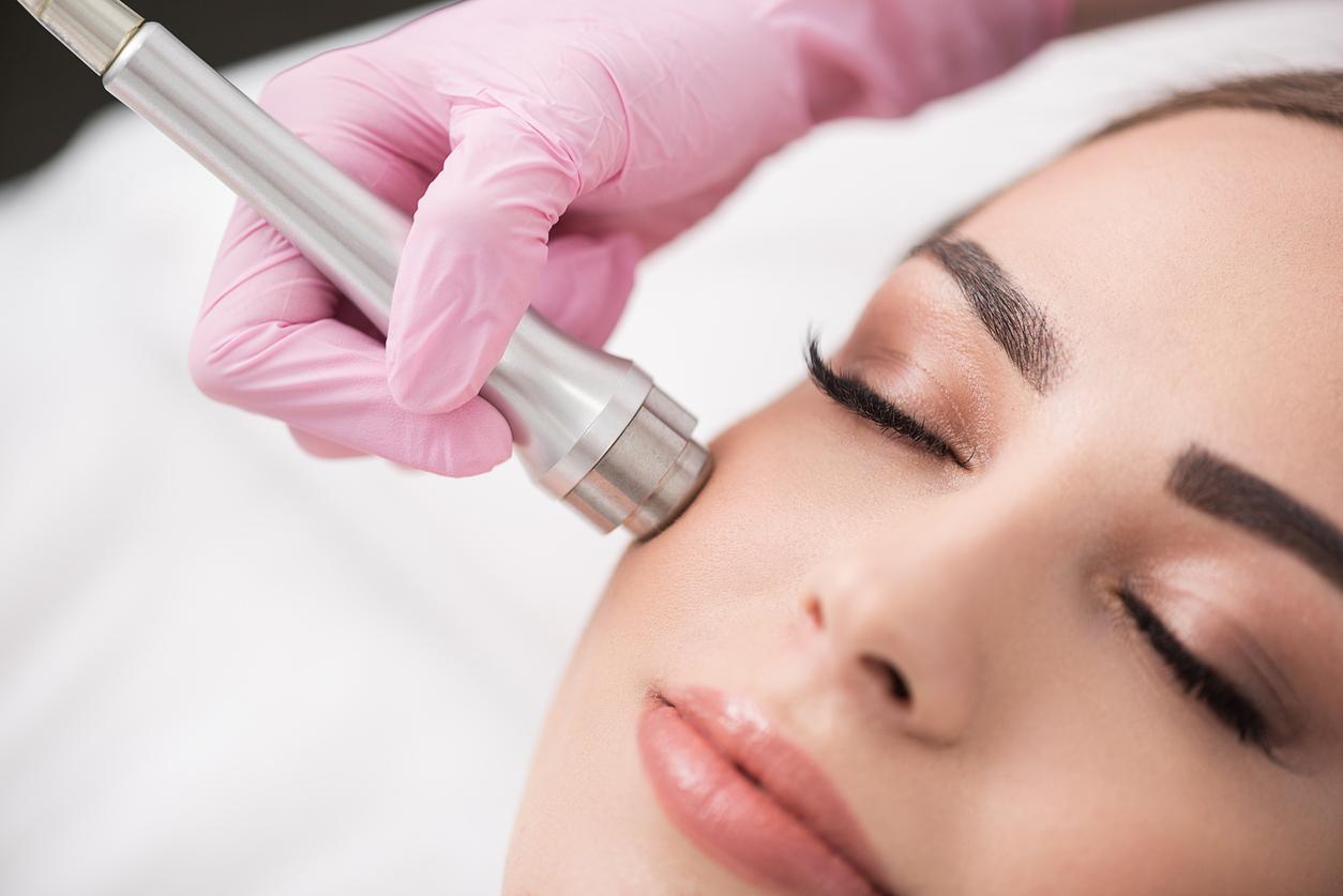 Laser Therapy procedure - Gallery image 6